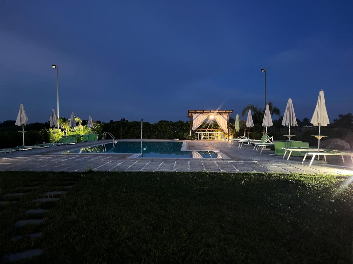 A Lu Fanizza Bed & Breakfast Cutrofiano Exterior photo