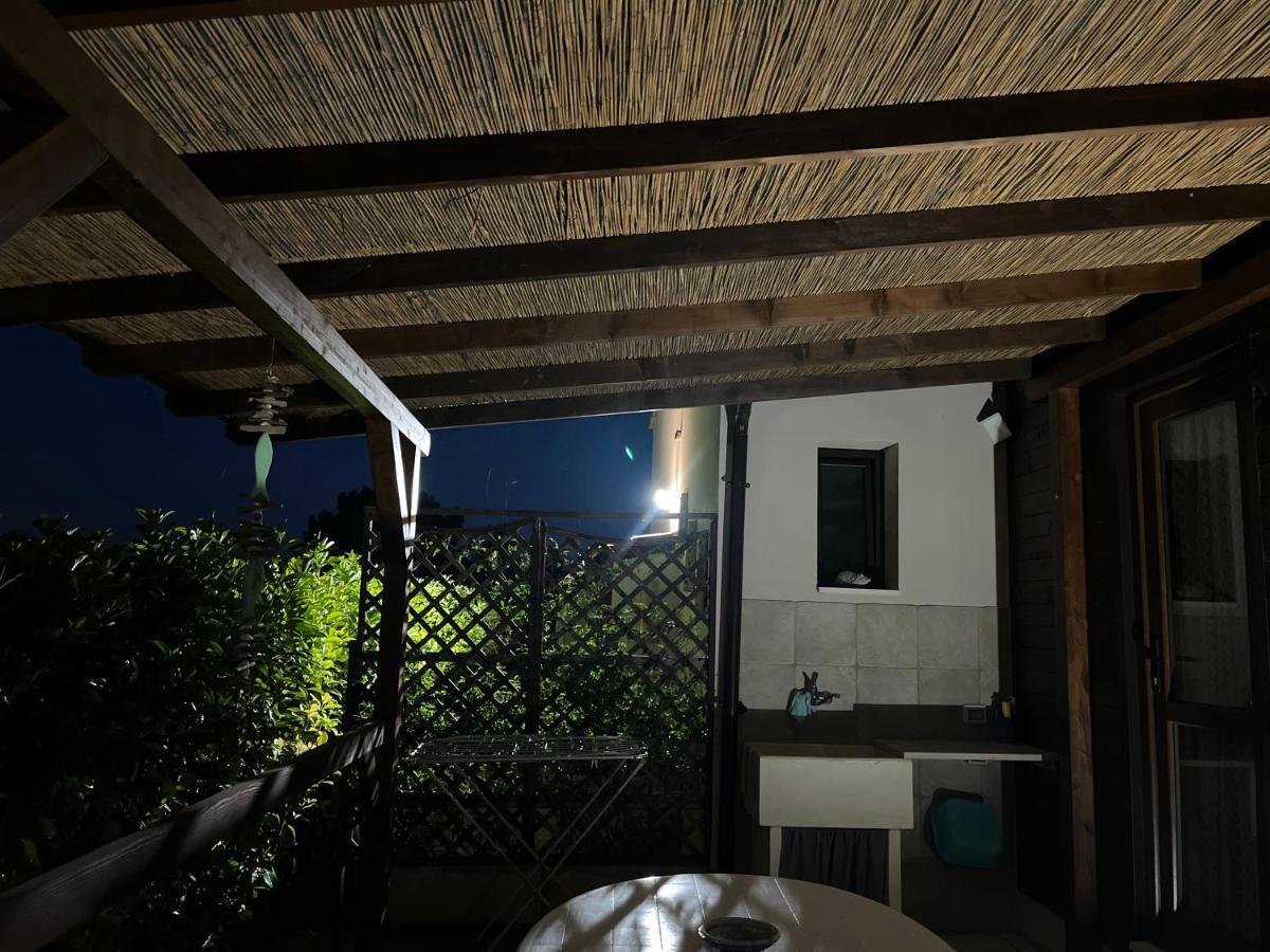 A Lu Fanizza Bed & Breakfast Cutrofiano Exterior photo