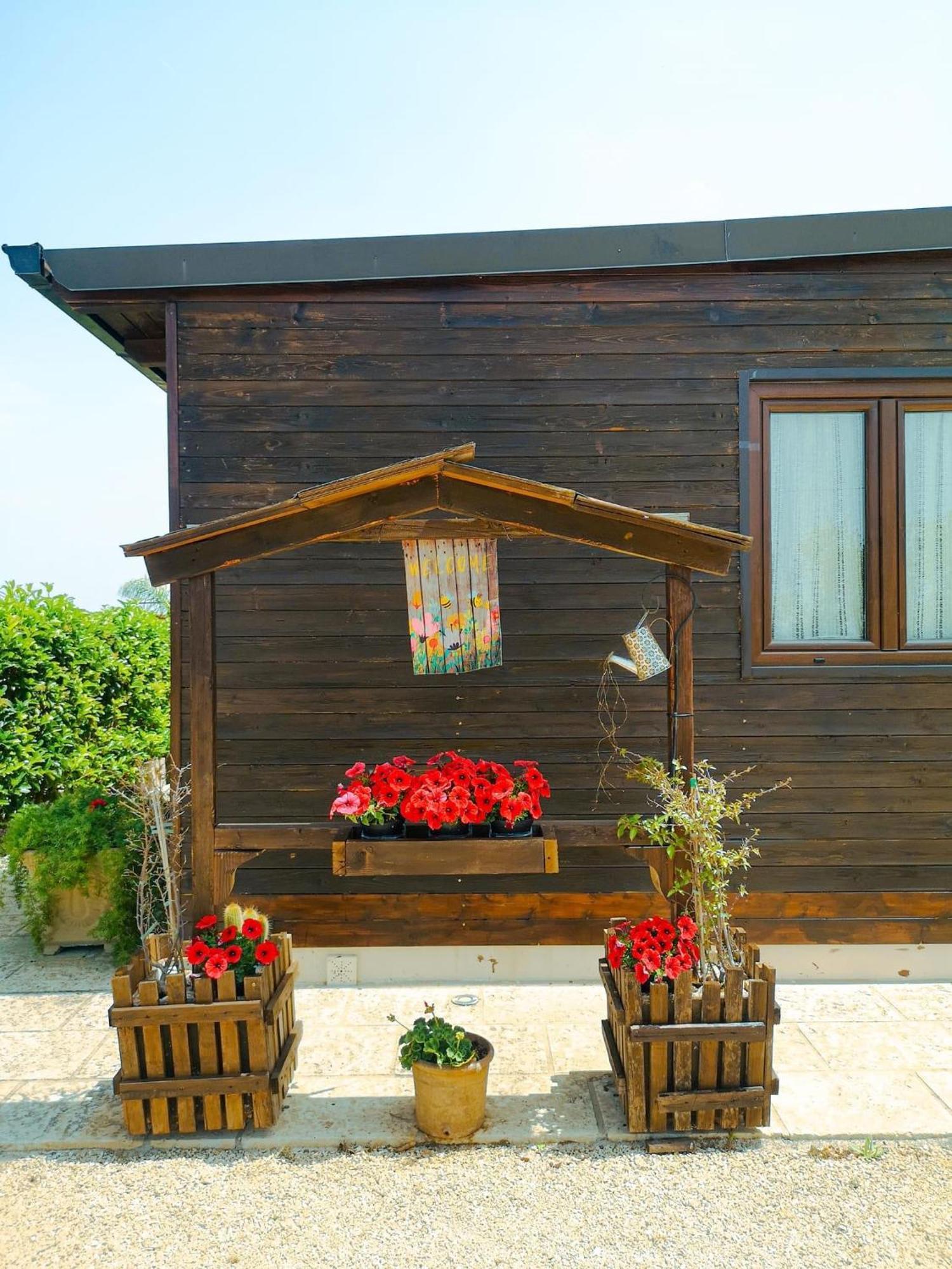 A Lu Fanizza Bed & Breakfast Cutrofiano Exterior photo